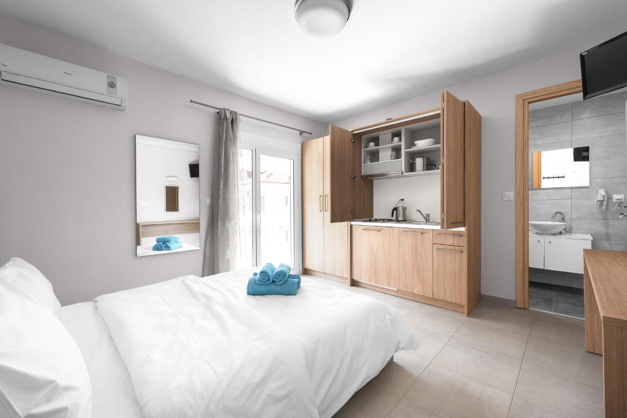 Blue Flag, Nilie Hospitality Mgmt Daire Olympiakí Aktí Dış mekan fotoğraf